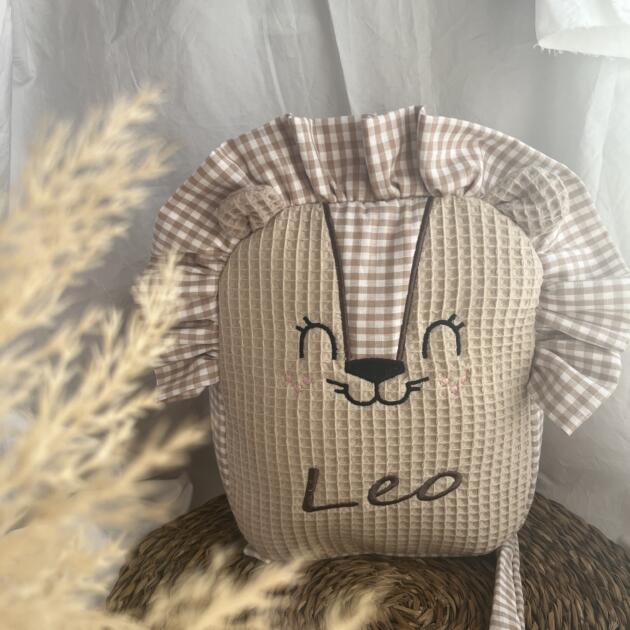 Mochila León feliz